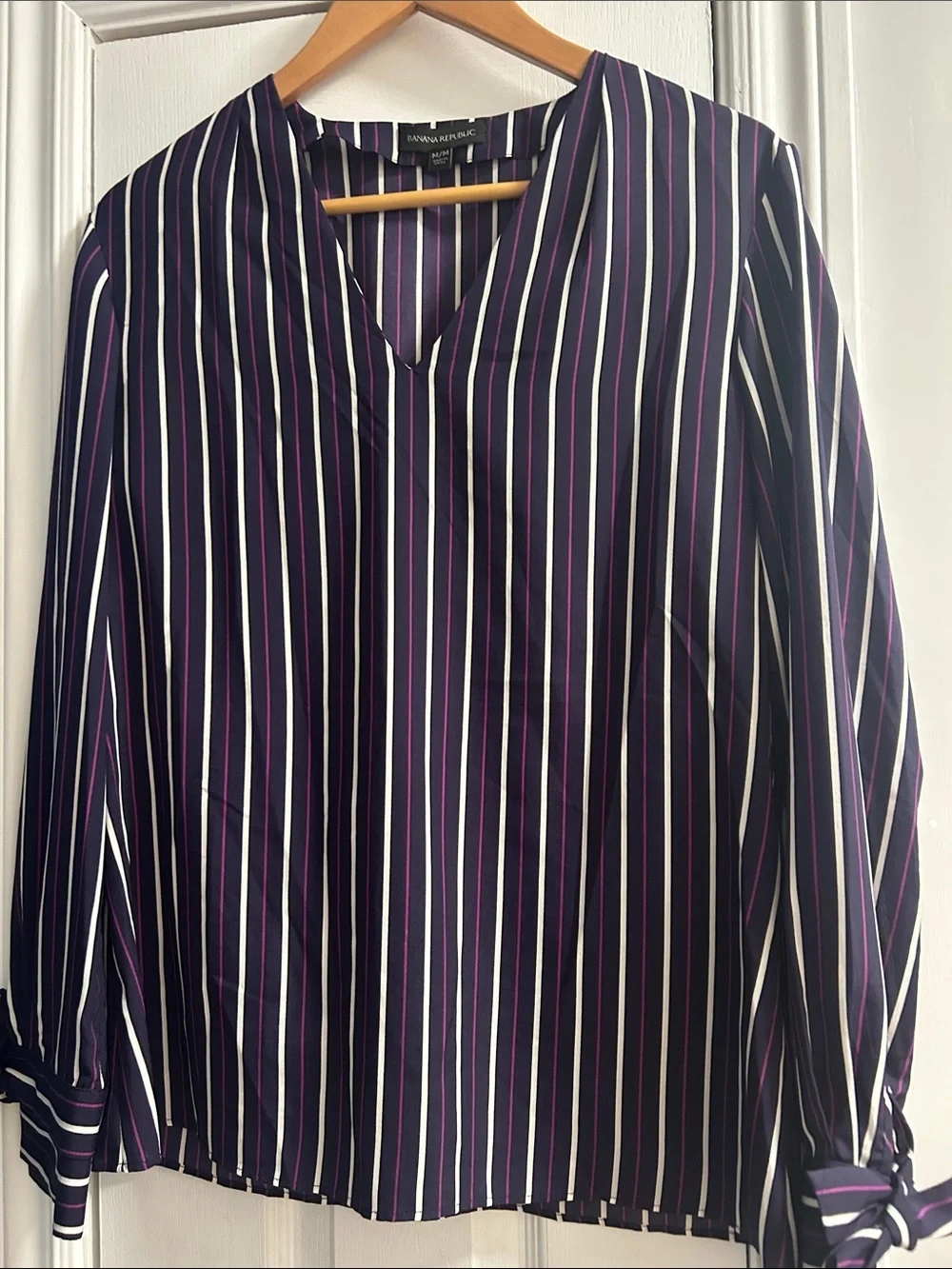 Banana Republic Navy Striped V-Neck Blouse with White & Purple Stripes - Picture 5 of 7